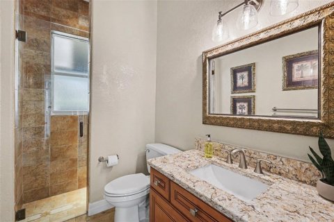House in Plant City, Florida 4 bedrooms, 292.08 sq.m. № 2210640 - photo 29