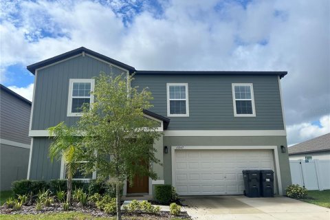 House in Riverview, Florida 4 bedrooms, 244.8 sq.m. № 2368738
