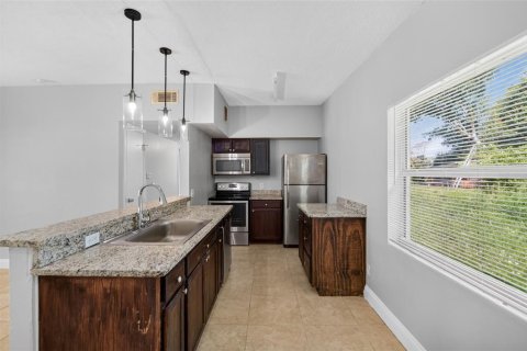 Casa en venta en Orlando, Florida, 3 dormitorios, 84.73 m2 № 2197704 - foto 5