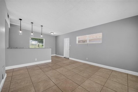 Casa en venta en Orlando, Florida, 3 dormitorios, 84.73 m2 № 2197704 - foto 9
