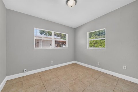 Casa en venta en Orlando, Florida, 3 dormitorios, 84.73 m2 № 2197704 - foto 18