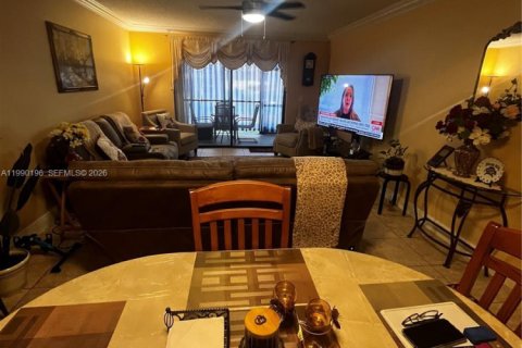 Condo in Hollywood, Florida, 2 bedrooms  № 2066130 - photo 20