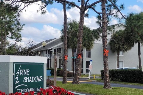 Copropriété à louer à Orlando, Floride: 2 chambres, 88.07 m2 № 1883792 - photo 1