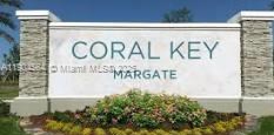 Condo in Margate, Florida, 2 bedrooms  № 1955004