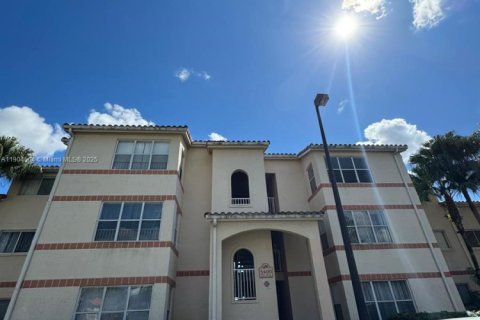 Condo in Margate, Florida, 2 bedrooms  № 1955004 - photo 2