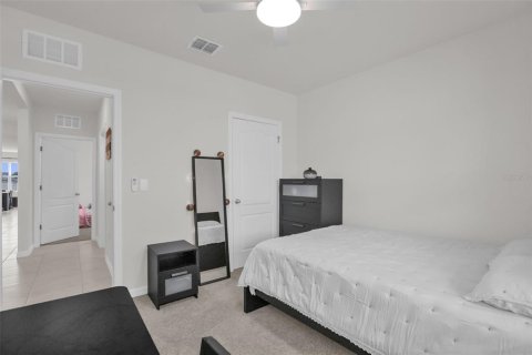 House in Mount Dora, Florida 3 bedrooms, 153.38 sq.m. № 2348092 - photo 20