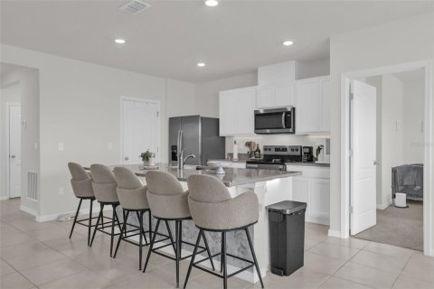 House in Mount Dora, Florida 3 bedrooms, 153.38 sq.m. № 2348092 - photo 8
