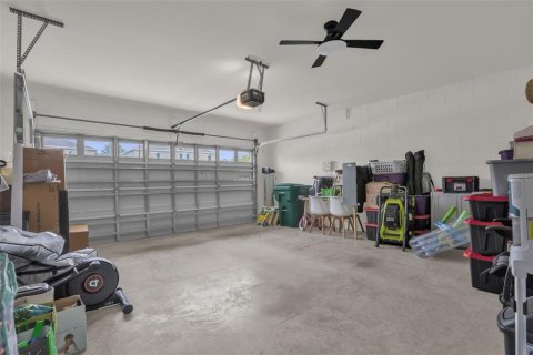 House in Mount Dora, Florida 3 bedrooms, 153.38 sq.m. № 2348092 - photo 26