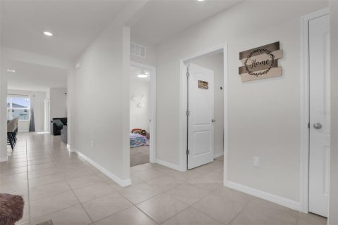 House in Mount Dora, Florida 3 bedrooms, 153.38 sq.m. № 2348092 - photo 11