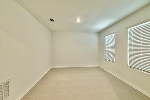 House in Kissimmee, Florida 5 bedrooms, 274.34 sq.m. № 1761246 - photo 10