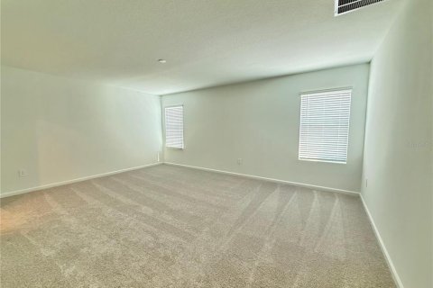 House in Kissimmee, Florida 5 bedrooms, 274.34 sq.m. № 1761246 - photo 18