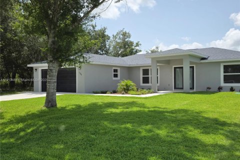 Купить виллу или дом в Лейк-Плэсид, Флорида 3 спальни, 168.8м2, № 1991015 - фото 1