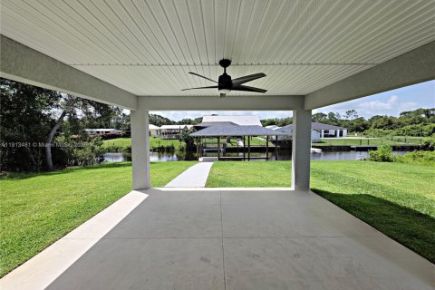 Купить виллу или дом в Лейк-Плэсид, Флорида 3 спальни, 168.8м2, № 1991015 - фото 2