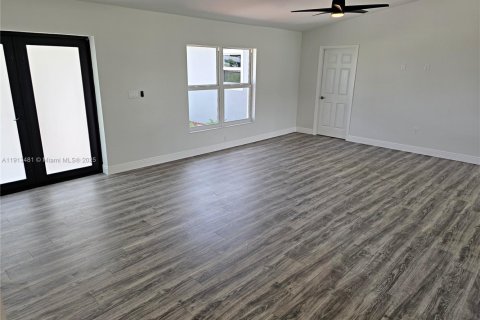 Купить виллу или дом в Лейк-Плэсид, Флорида 3 спальни, 168.8м2, № 1991015 - фото 5