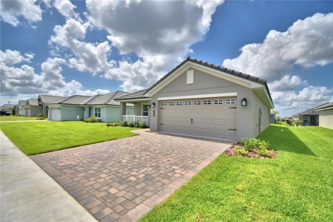 Villa ou maison à vendre à Auburndale, Floride: 3 chambres, 183.02 m2 № 2102184 - photo 3