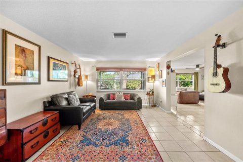 Villa ou maison à vendre à Seminole, Floride: 3 chambres, 147.99 m2 № 1690374 - photo 7