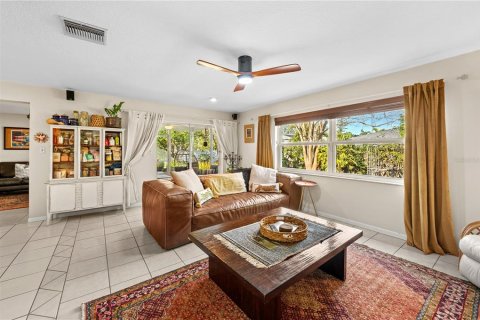 Villa ou maison à vendre à Seminole, Floride: 3 chambres, 147.99 m2 № 1690374 - photo 22
