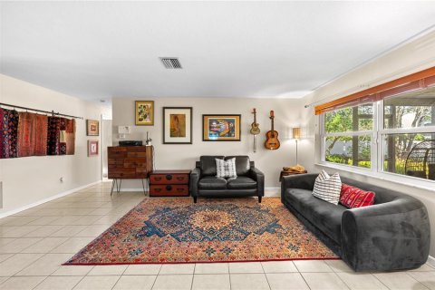 Villa ou maison à vendre à Seminole, Floride: 3 chambres, 147.99 m2 № 1690374 - photo 9