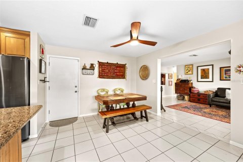 Villa ou maison à vendre à Seminole, Floride: 3 chambres, 147.99 m2 № 1690374 - photo 14