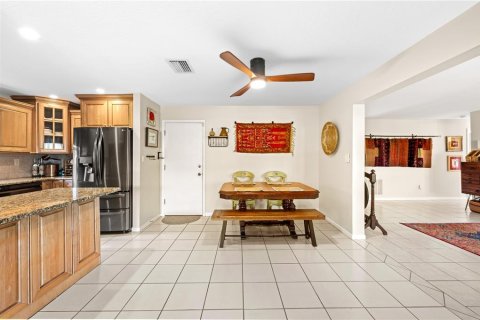 Villa ou maison à vendre à Seminole, Floride: 3 chambres, 147.99 m2 № 1690374 - photo 15