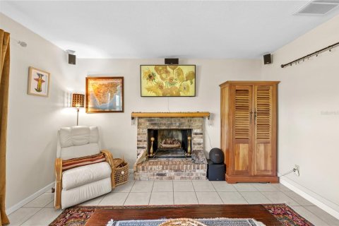 Villa ou maison à vendre à Seminole, Floride: 3 chambres, 147.99 m2 № 1690374 - photo 2