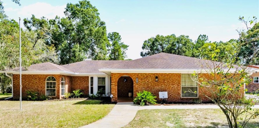 Villa ou maison à Gainesville, Floride 4 chambres, 223.06 m2 № 1872905