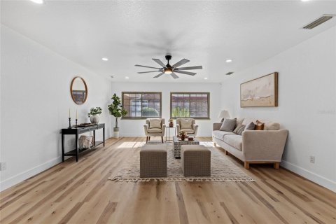 Villa ou maison à vendre à Gainesville, Floride: 4 chambres, 223.06 m2 № 1872905 - photo 6