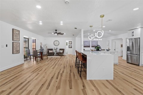 Villa ou maison à vendre à Gainesville, Floride: 4 chambres, 223.06 m2 № 1872905 - photo 10