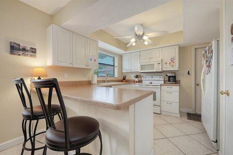 Casa en venta en Sarasota, Florida, 3 dormitorios, 137.5 m2 № 2413473 - foto 11