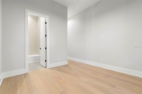 Townhouse in Tampa, Florida 3 bedrooms, 244.33 sq.m. № 1569576 - photo 27