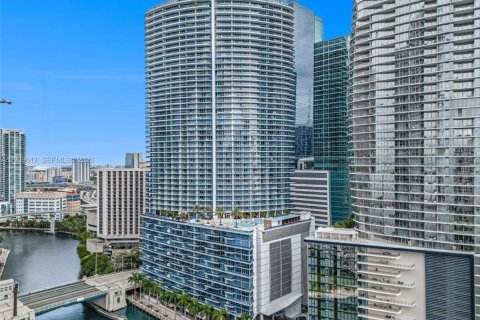 Condo in Miami, Florida, 2 bedrooms  № 2059717 - photo 24