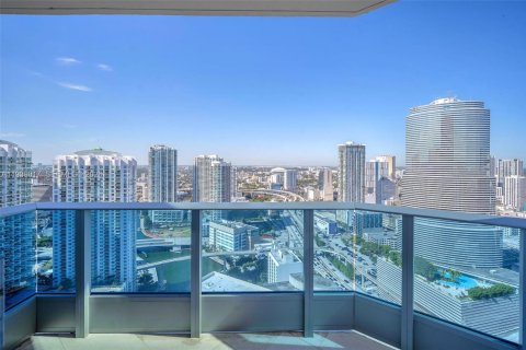 Condo in Miami, Florida, 2 bedrooms  № 2059717 - photo 19