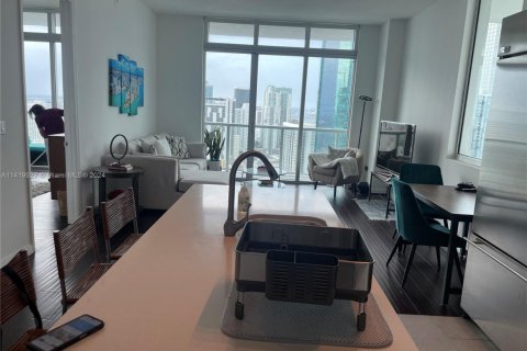 Condominio en venta en Miami, Florida, 1 dormitorio, 74.6 m2 № 1985159 - foto 4