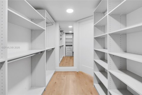 Apartment in Miami, Florida 2 bedrooms, 130.43 sq.m. № 2027424 - photo 20