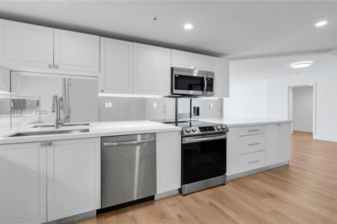 Apartment in Miami, Florida 2 bedrooms, 130.43 sq.m. № 2027424 - photo 5