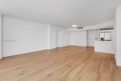 Apartment in Miami, Florida 2 bedrooms, 130.43 sq.m. № 2027424 - photo 9