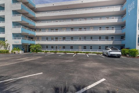 Copropriété à louer à Pompano Beach, Floride: 1 chambre, 73.11 m2 № 2251483 - photo 20