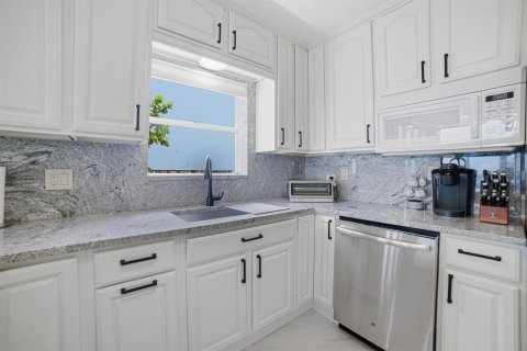 Copropriété à louer à Pompano Beach, Floride: 1 chambre, 73.11 m2 № 2251483 - photo 6