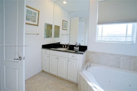 Снять в аренду виллу или дом в Паркленд, Флорида 4 спальни, 345.04м2, № 2065296 - фото 15