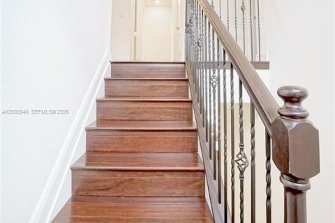 Снять в аренду виллу или дом в Паркленд, Флорида 4 спальни, 345.04м2, № 2065296 - фото 28