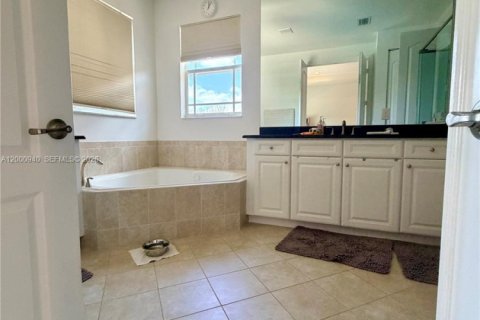 Снять в аренду виллу или дом в Паркленд, Флорида 4 спальни, 345.04м2, № 2065296 - фото 20