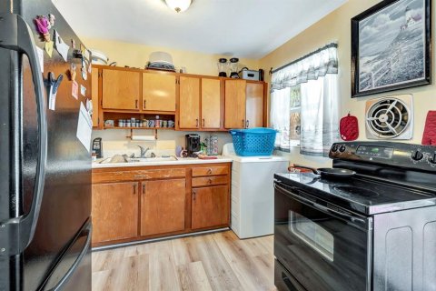 Casa en venta en Bradenton, Florida, 2 dormitorios, 73.3 m2 № 1844597 - foto 9