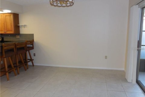 Copropriété à louer à Bradenton, Floride: 3 chambres, 113.71 m2 № 2386211 - photo 7