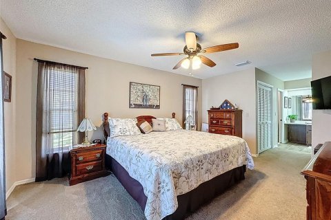 House in Spring Hill, Florida 3 bedrooms, 157.66 sq.m. № 1734520 - photo 23