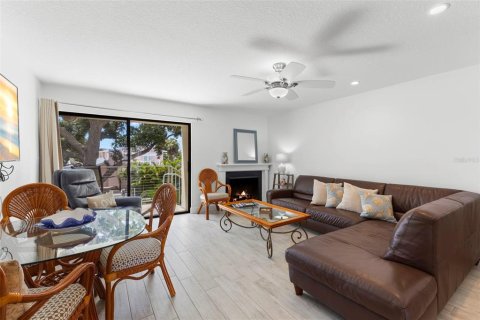 Copropriété à vendre à Dunedin, Floride: 2 chambres, 119.84 m2 № 2287353 - photo 8