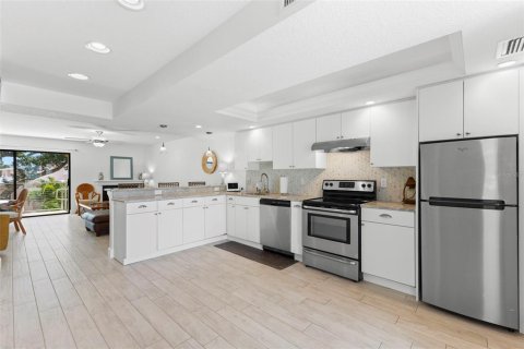 Copropriété à vendre à Dunedin, Floride: 2 chambres, 119.84 m2 № 2287353 - photo 4