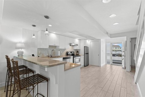 Copropriété à vendre à Dunedin, Floride: 2 chambres, 119.84 m2 № 2287353 - photo 5
