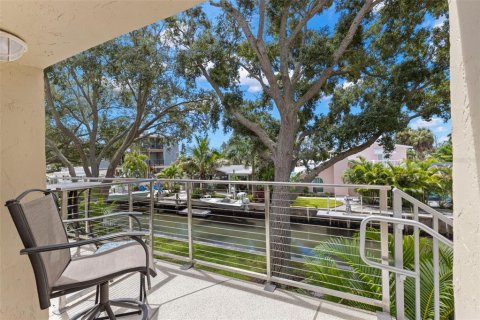 Copropriété à vendre à Dunedin, Floride: 2 chambres, 119.84 m2 № 2287353 - photo 12