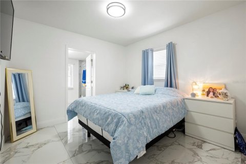 Villa ou maison à vendre à Tampa, Floride: 3 chambres, 155.98 m2 № 2403259 - photo 13