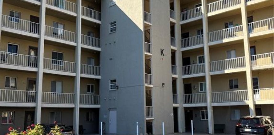 Condo in Bradenton, Florida, 2 bedrooms № 2145186